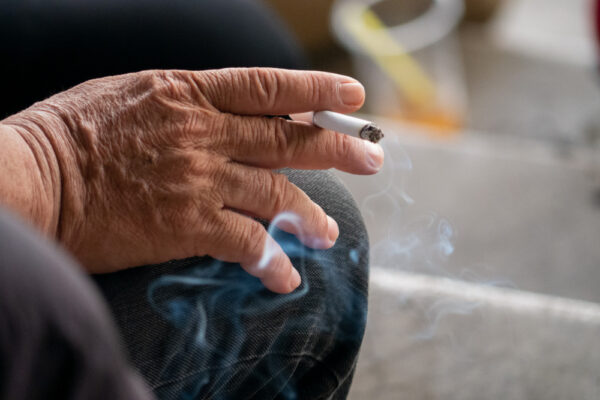 fumante-passivo-riscos-familia (1)